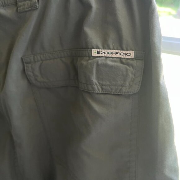 Women’s ExOfficio Insect Shield Hiking Pants Zip Off Shorts Army Green Small 6-8 - Picture 9 of 13